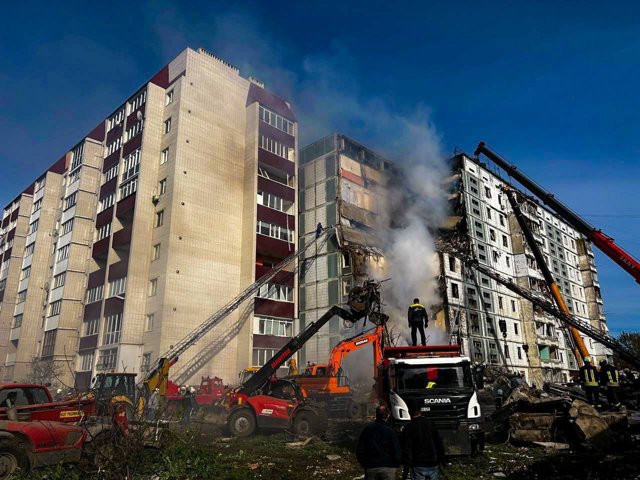 LIVE TEXT  Războiul din Ucraina, anul 2, ziua 64. Atac sângeros cu rachete asupra zonelor populate de civili/ Bilanţ de zeci de morţi şi răniţi/ Oficialii de la Kiev solicită cu disperare avioane de luptă F-16. Americanii nu autorizează transferul