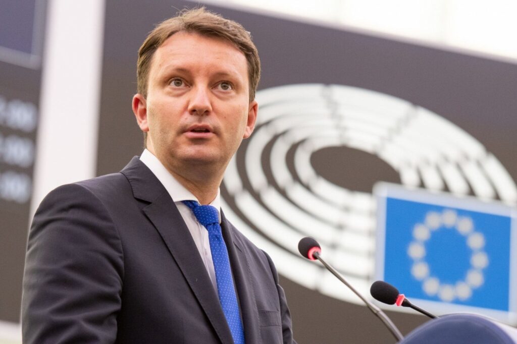 Reacţia lui Siegfried Mureșan, după ce PSD s-a plâns de PNL la Bruxelles: „Vor să discute despre statul de drept în Parlamentul European. Vom discuta cu plăcere”