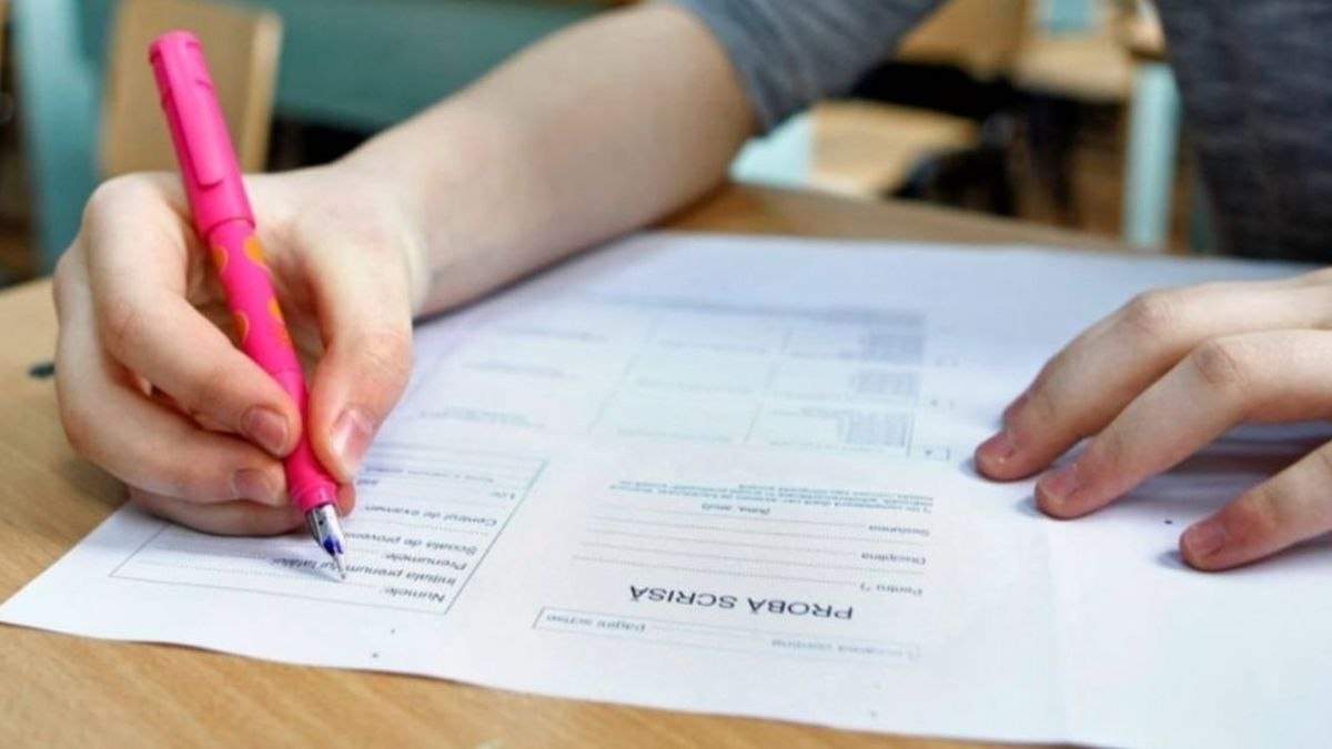 A început Evaluarea Națională la clasa a VI-a. Prima probă – Limba română