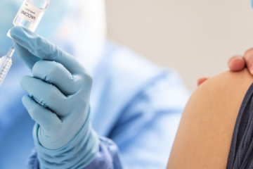 Cum se administrează noul vaccin împotriva melanomului și ce alte tipuri de cancer ar putea trata