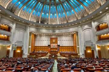 Cum poate fi forțat Parlamentul să voteze noul Guvern: președintele poate opri blocajul politic