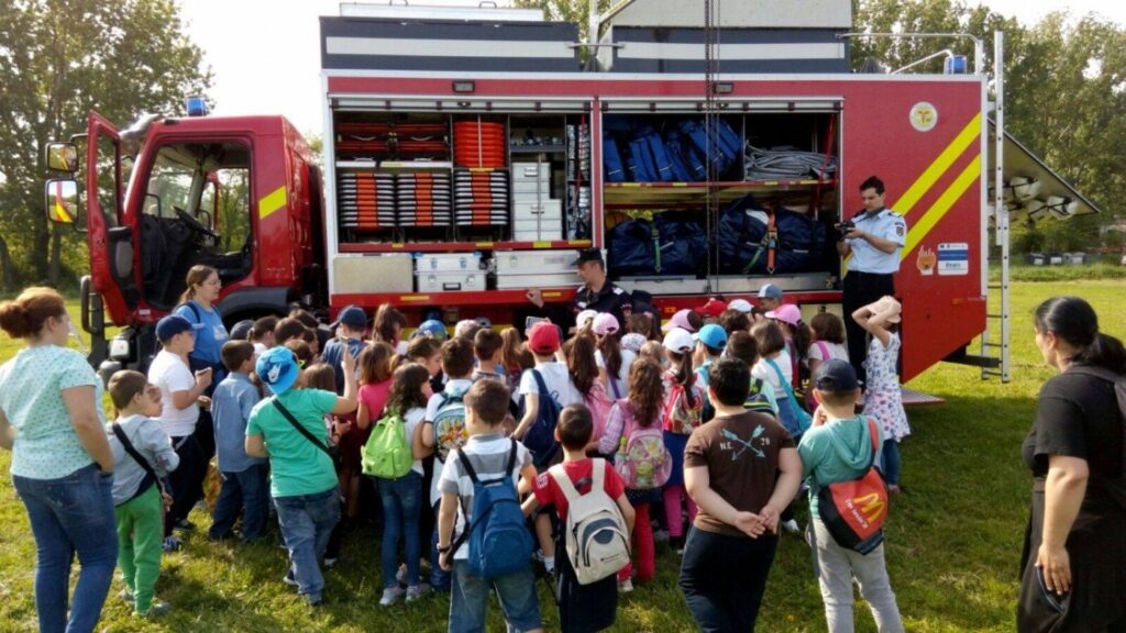 „Școala Altfel și „Săptămâna Verde”, între „prosteală pe banii părinților” și „ocazii educaționale excelente”. Ce solicită părinții