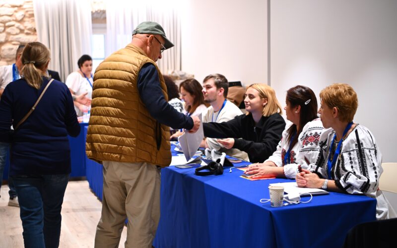 Bomba demografică riscă să explodeze pe buletinele de vot. Sociolog: „Noile generații votează, în general, partide percepute ca anti-sistem”