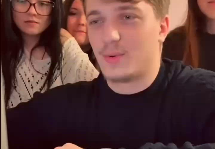 Elevul român admis la Harvard University: „Există mitul că numai olimpicii pot să studieze în afară cu o bursă”