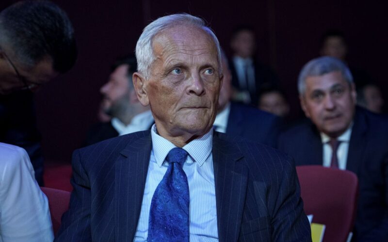 Nu avem nici o altă șansă decât să mergem înainte cu premierul Bolojan