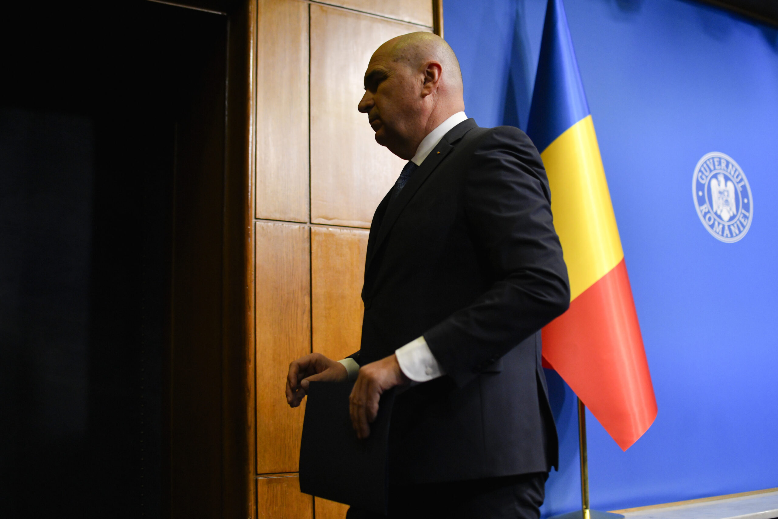 Dacă Bolojan este demis prin moțiune nu mai poate fi desemnat premier. Precedentul CCR Orban