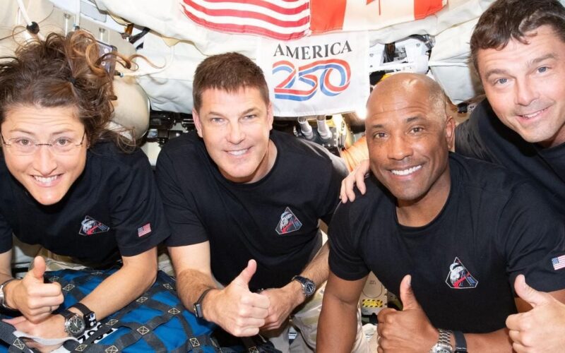 Echipajul Artemis 2, la câteva ore distanță de a păși din nou pe Terra