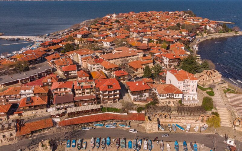 orașele care atrag jumătate din vizitatori