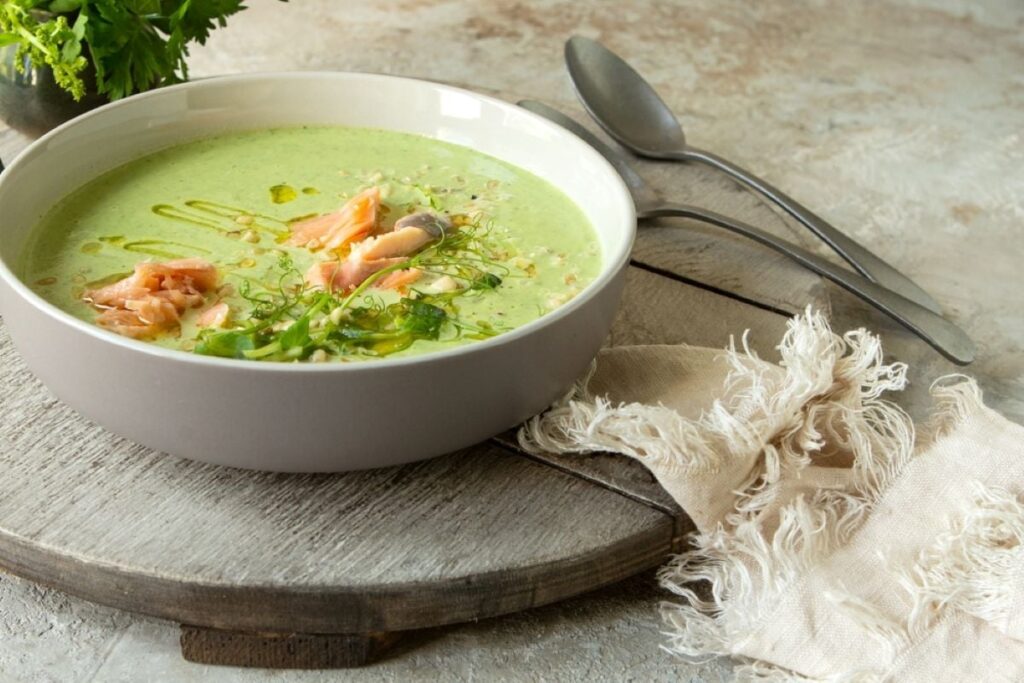 7 rețete de supe cremă de primăvară