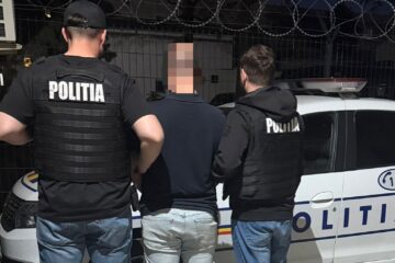 Traficant de migranți cu dublă cetățenie, sârbă și bulgară, prins la Calafat