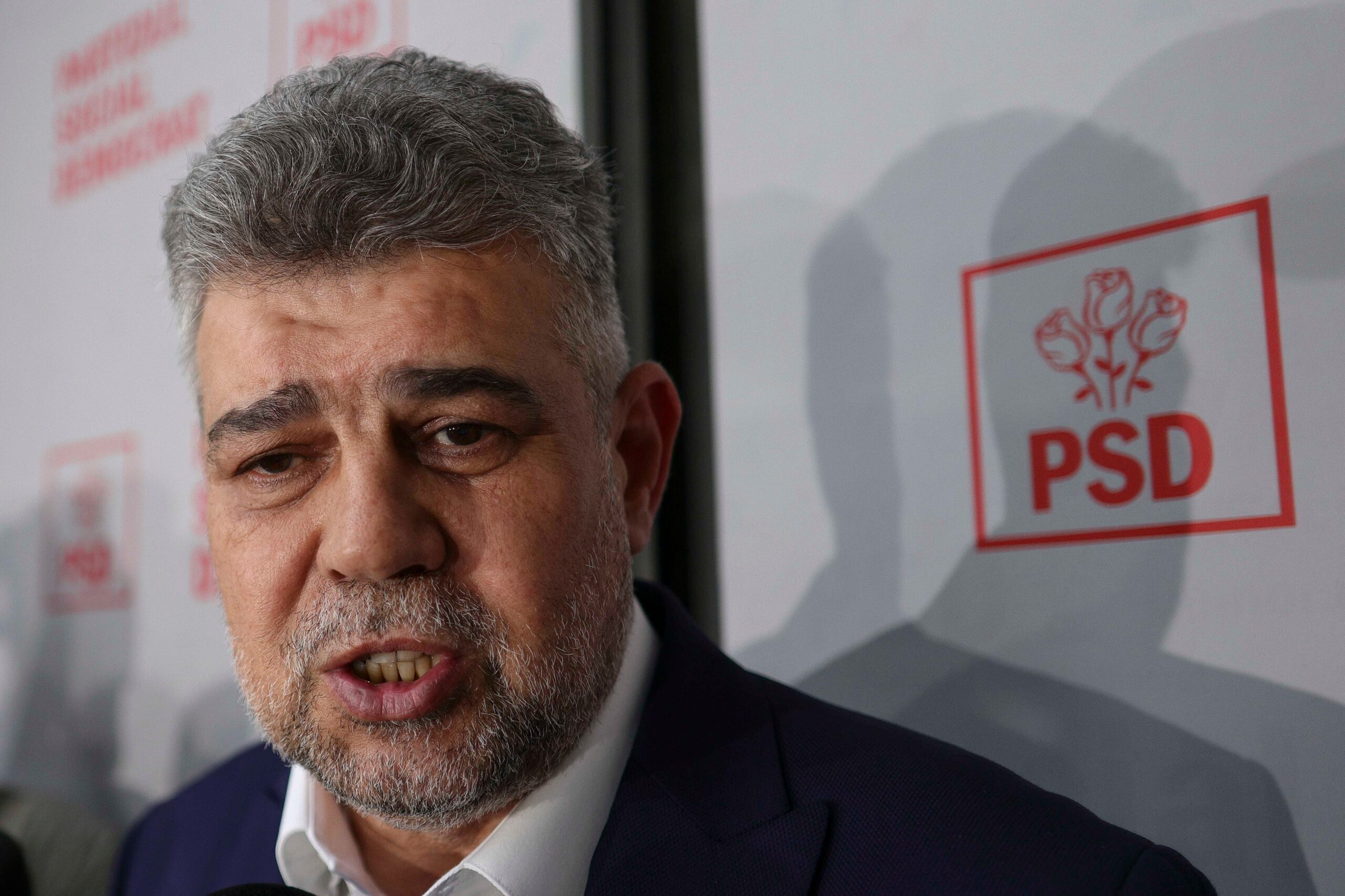 Ciolacu îl acuză pe Ilie Bolojan că „minte cu nerușinare” în cazul programului SAFE: „E disperat fiindcă va fi demis peste 4 zile”