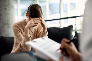 Adevărul despre simptomele „rușinoase” ale perimenopauzei și cum pot fi ele atenuate