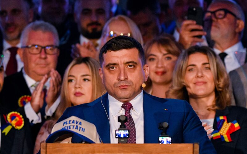 AUR propune un plan în 10 puncte pentru reducerea cheltuielilor statului: Guvern cu 10 ministere, restructurări ample și tăierea ajutoarelor externe