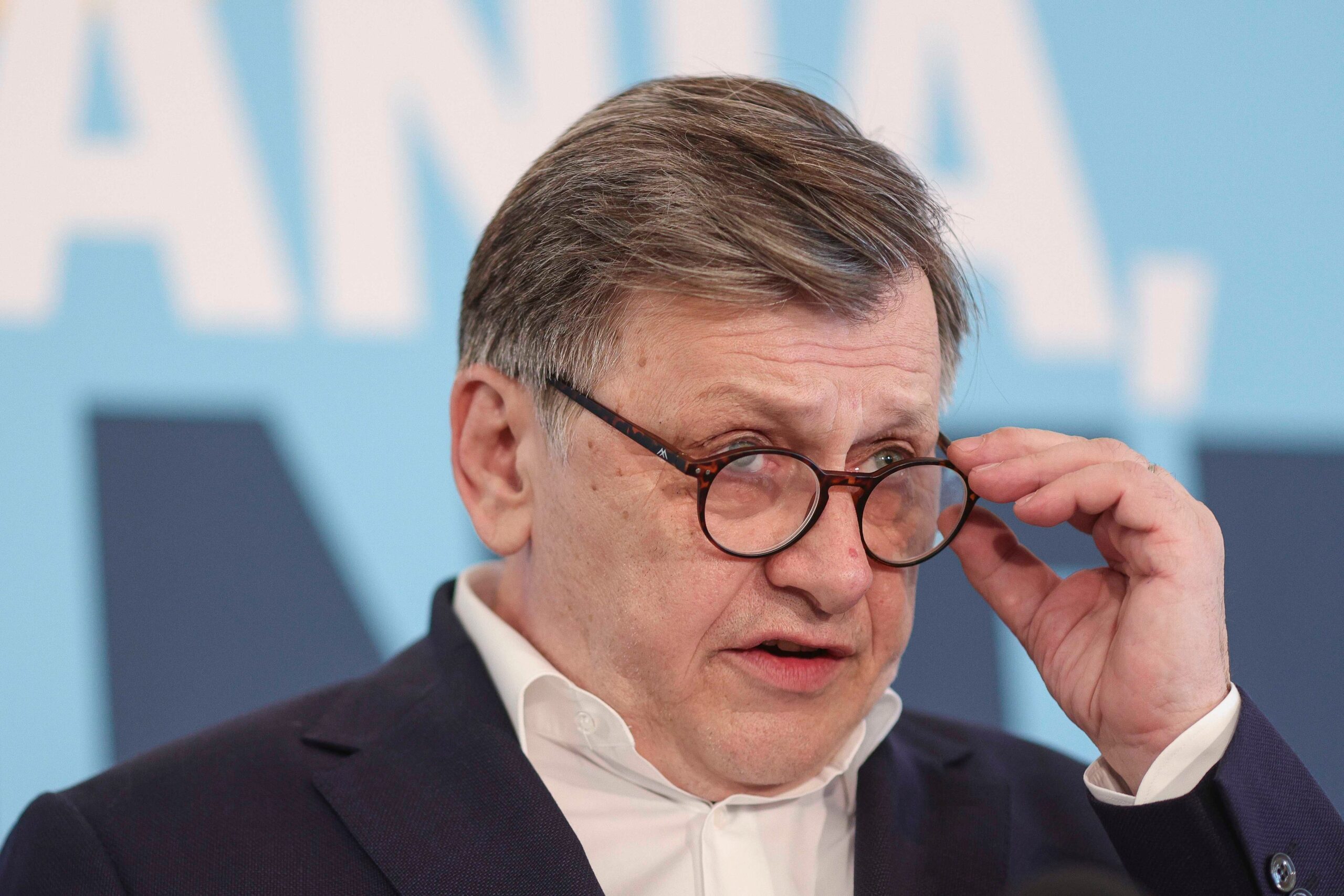 Crin Antonescu, despre ascensiunea AUR: „Psihologic, Călin Georgescu conduce partidul”. Ce spune despre George Simion