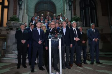 Dilema primarilor liberali după moțiunea de cenzură. Ce spun despre refacerea coaliției cu PSD