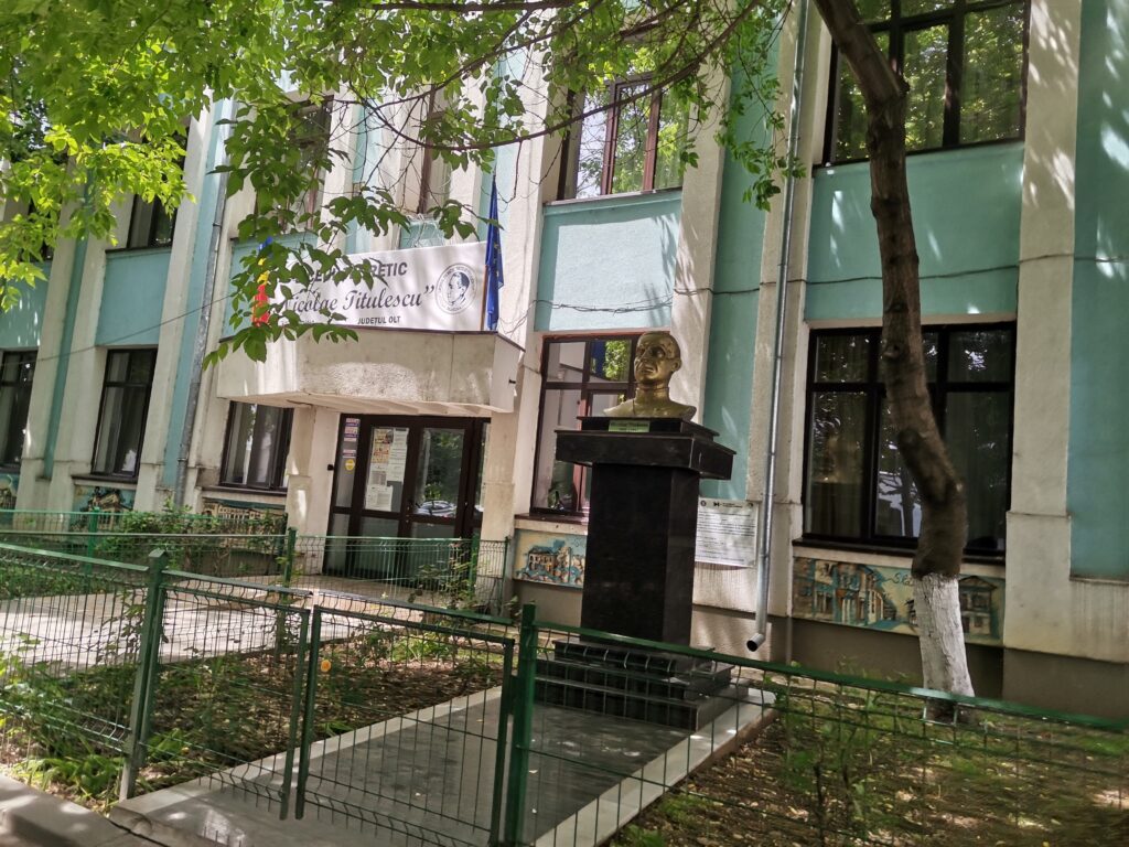 Admitere liceu 2026. Interes în creștere pentru liceele care pregătesc viitori învățători. „Punctul cel mai tare este practica pedagogică”