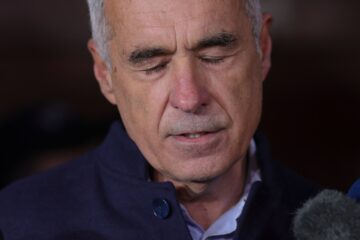 Soția lui Călin Georgescu a plătit din salariul de 2.000 de lei o parte din amenda uriașă primită de fostul candidat de la AEP