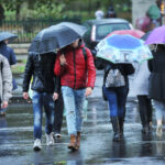 Cod galben de furtuni și ploi torențiale în mai multe regiuni din țară. ANM anunță instabilitate atmosferică până sâmbătă noaptea