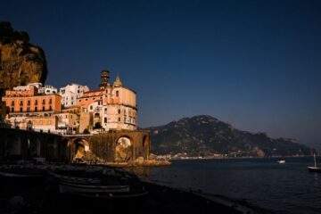 O celebră biserică italiană din patrimoniul UNESCO nu va mai putea fi vizitată de turiști începând de luna asta: „Distrug totul”