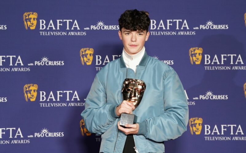 Serialul „Adolescence” a dominat Premiile BAFTA TV 2026, obținând patru trofee