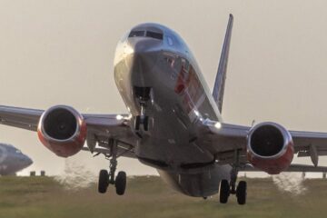 Ce s-a întâmplat în avion când pilotul a suferit un infarct la 9.000 de metri
