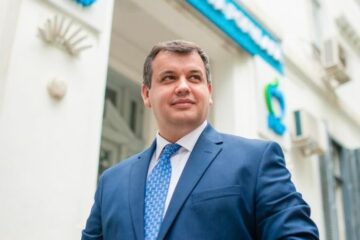 Eugen Tomac și-a dat demisia din Partidul Mișcarea Populară pentru a deveni independent politic SURSE