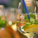 Tipurile de cancer strâns legate de consumul de alcool. Nu există o „cantitate sigură”, iar mitul „unui pahar pe zi” este fals
