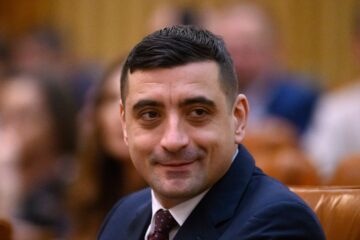 Financial Times: România, „o parabolă a populismului și a modului în care acesta poate fi combătut”. Cum e portretizat George Simion