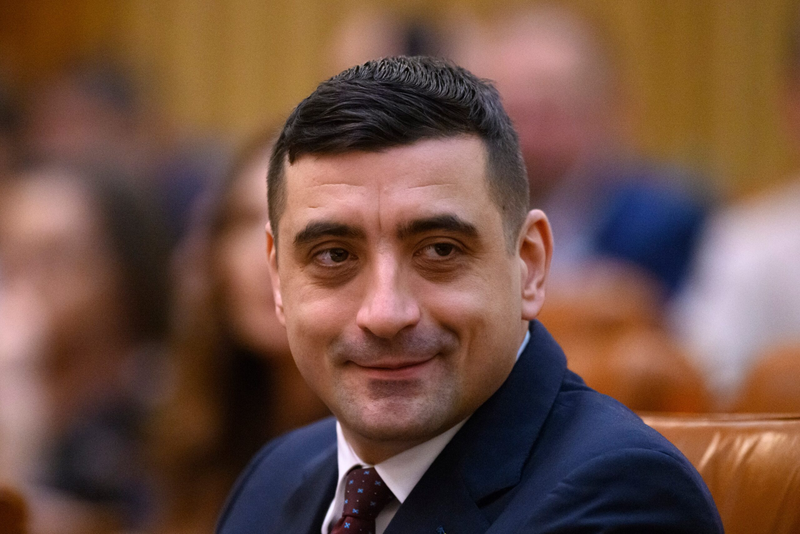 Financial Times: România, „o parabolă a populismului și a modului în care acesta poate fi combătut”. Cum e portretizat George Simion