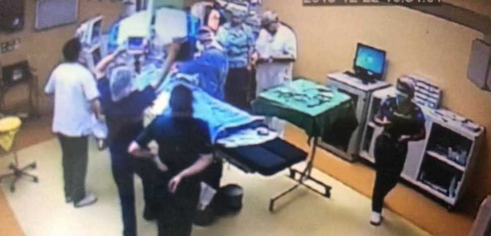 „Să-mi faci și mie asta, să mă relaxez”. Mărturii despre medicul de la Floreasca găsit mort și presiunea din spital