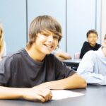 Practici „de urgență” pentru a depăși anxietatea de examen. Începi cu subiectele grele sau cu cele ușoare?