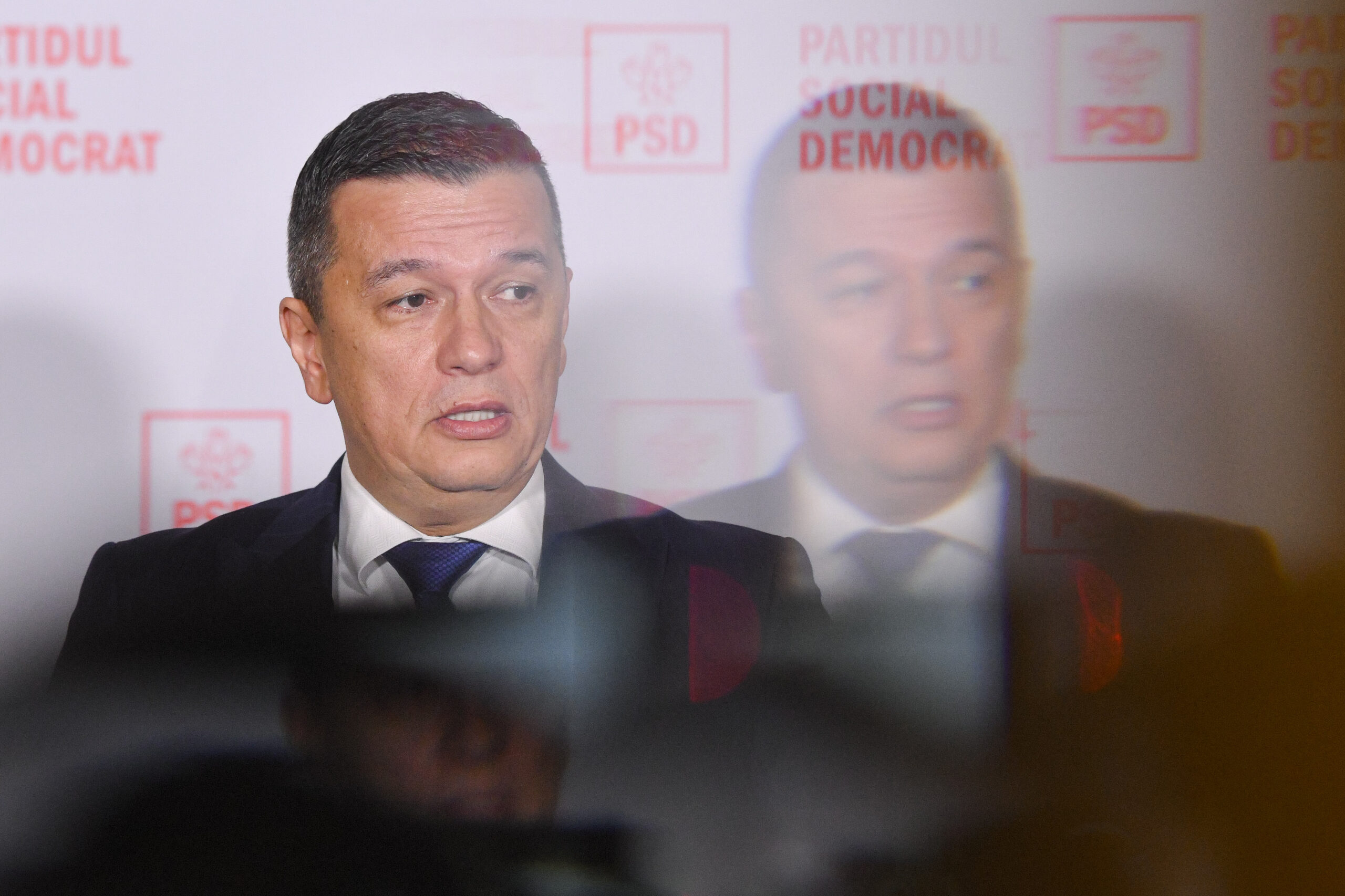 Ar fi gestul firesc. România nu își permite incertitudini la vârful apărării