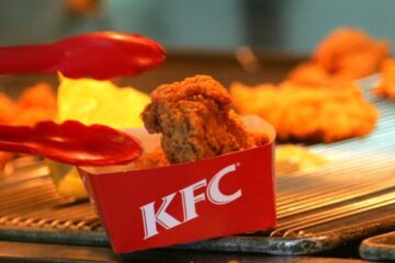 Ce produs de top de la KFC a fost numit de fondatorul Sanders „oribil”