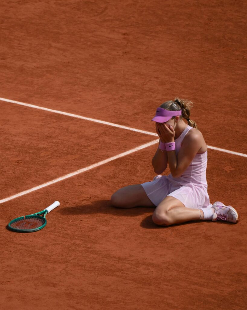 Mirra Andreeva a învins-o pe Maja Chwalinska și a câștigat titlul la Roland Garros