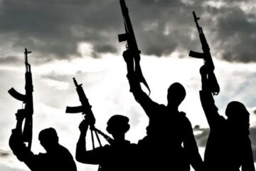 Răpirile de elevi se extind în Nigeria. Zeci de copii și profesori au dispărut din școli