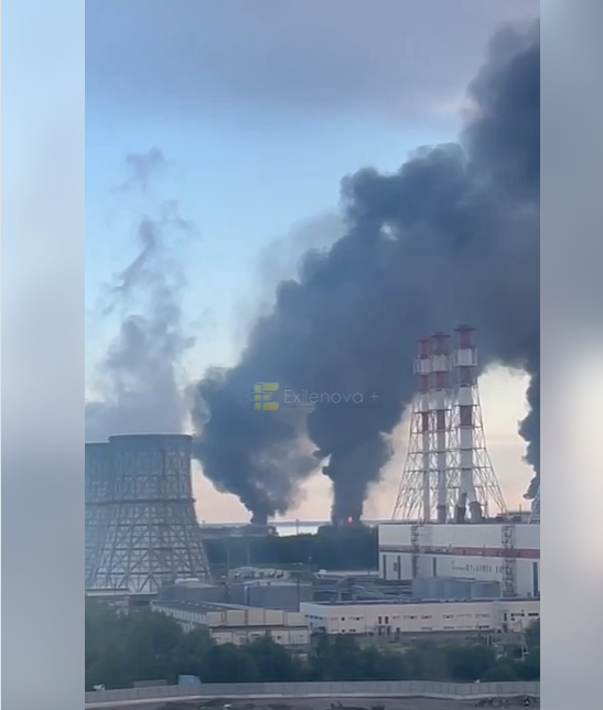 Cel mai mare terminal petrolier din Rusia a luat foc la Sankt Petersburg după un atac cu drone