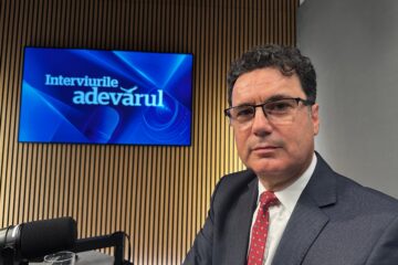 Rectorul SNSPA: „România are nevoie de un armistițiu politic”. Ce soluție propune Remus Pricopie pentru a depăși blocajul actual