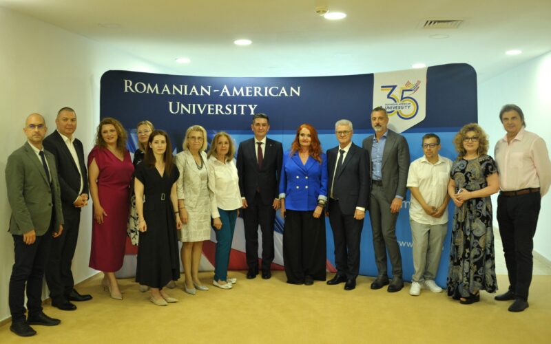 Cum va arăta profesia de asistent medical în viitor: Universitatea Româno-Americană lansează Facultatea de Științe Medicale
