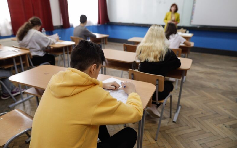 Șeful ISJ Alba acuză că unele școli îi lasă intenționat corigenți pe elevii slabi pentru a nu afecta rezultatele la Evaluarea Națională