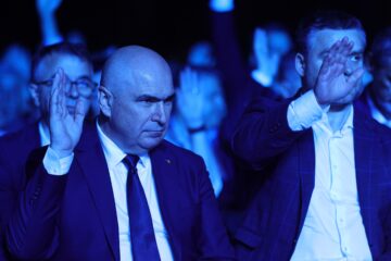 Bolojan explică până când ar trebui amânată majorarea TVA pentru locuințe după atacul cibernetic de la ANCPI