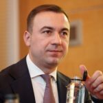 Bogdan Ivan propune reducerea TVA la carburanți și a accizei la motorină. Fostul ministru al Energiei cere plafonarea adaosului comercial