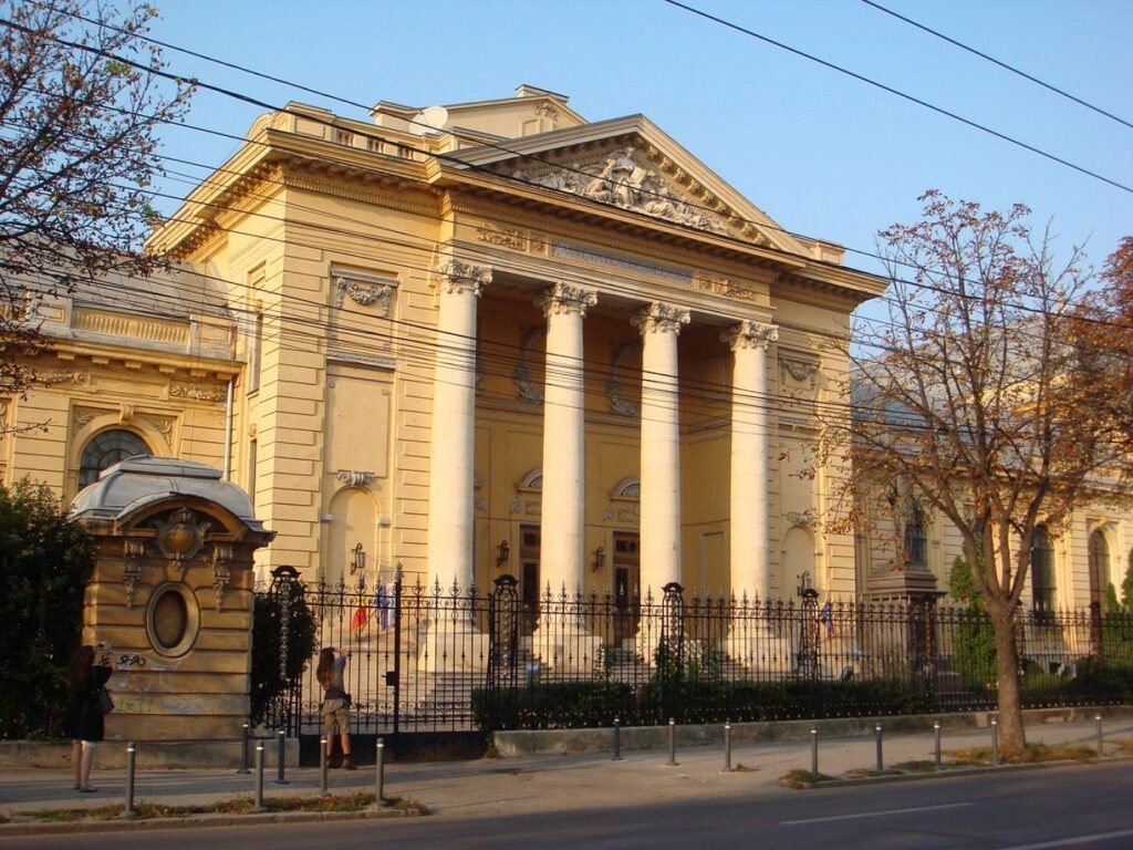 Record istoric la UMF „Carol Davila”: 6.916 candidați înscriși la examenul de admitere de duminică, cu peste 3.000 mai mulți decât anul trecut