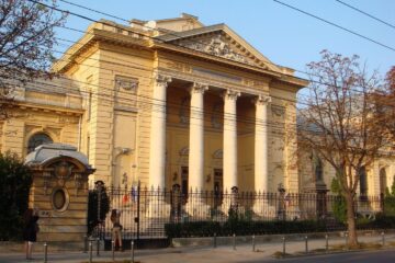 Record istoric la UMF „Carol Davila”: 6.916 candidați înscriși la examenul de admitere de duminică, cu peste 3.000 mai mulți decât anul trecut