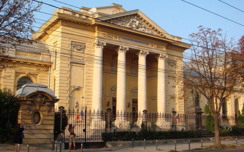 Record istoric la UMF „Carol Davila”: 6.916 candidați înscriși la examenul de admitere de duminică, cu peste 3.000 mai mulți decât anul trecut
