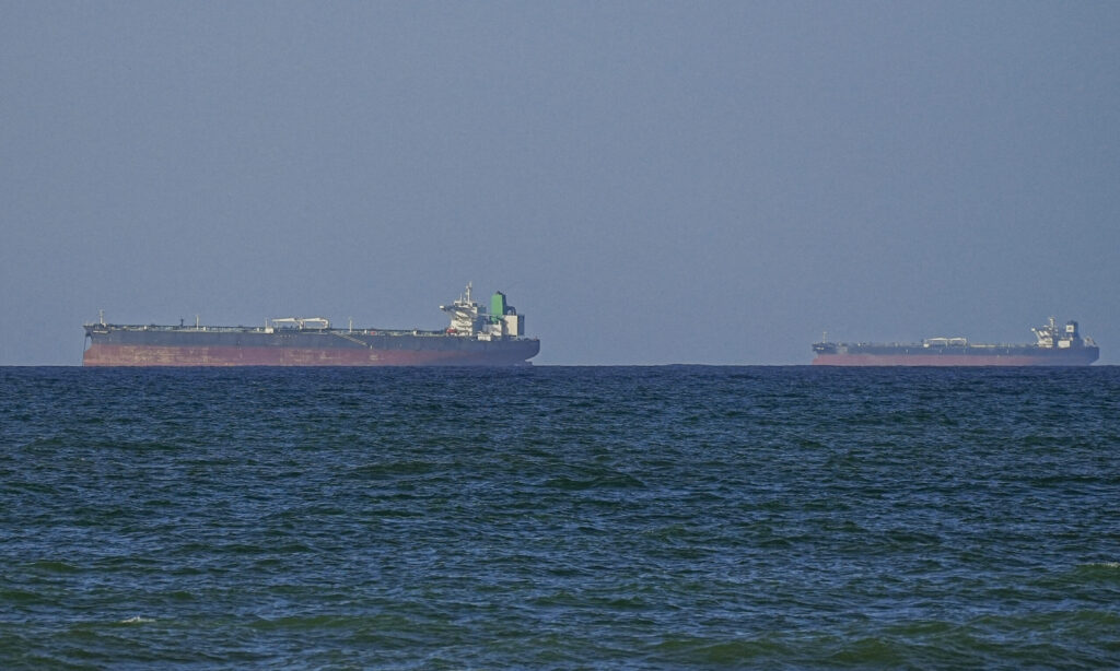 Dubai pregătește o rută de salvare în afara Golfului. Noul port va ocoli Strâmtoarea Ormuz