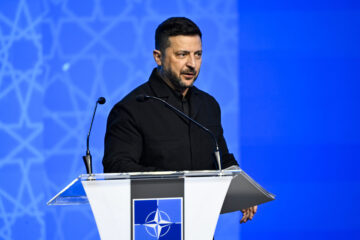 Cutremur la vârful armatei ucrainene. Zelenski îl înlătură pe ministrul Apărării după doar șase luni. Decizia provoacă apeluri la proteste