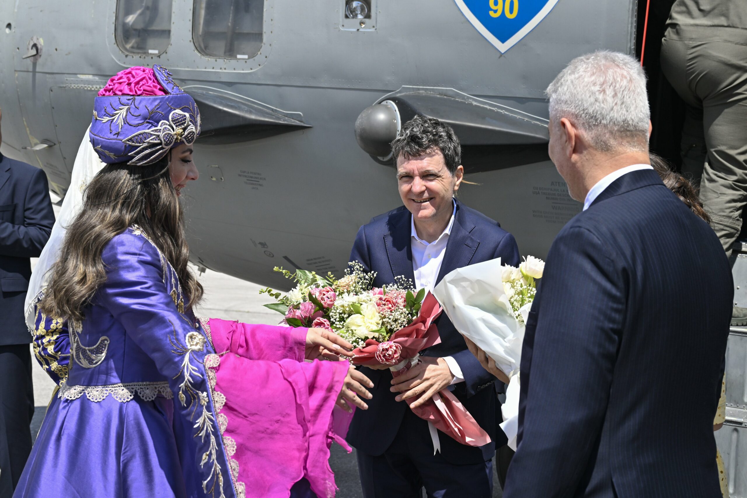 Nicușor Dan a ajuns la Summitul NATO de la Ankara, la bordul unui Spartan
