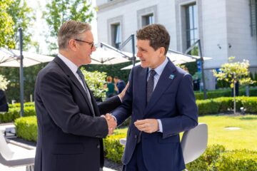 Nicușor Dan, întâlnirea cu premierul Keir Starmer la Summitul NATO: Continuă colaborarea îndeaproape