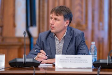 Concursul pentru directorii de școli revine, dar nu va aduce liderii de care are nevoie educația