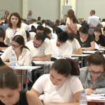 „E destul de evident că vom moșteni un sistem distrus”. Viitorii medici au dat admiterea cu gândul la plecare